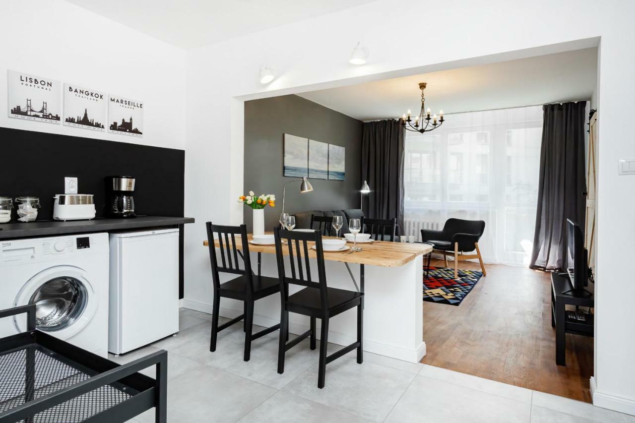 First Central Apartments By Noclegi Renters Varšava Exteriér fotografie