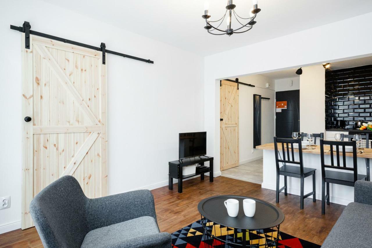 First Central Apartments By Noclegi Renters Varšava Exteriér fotografie